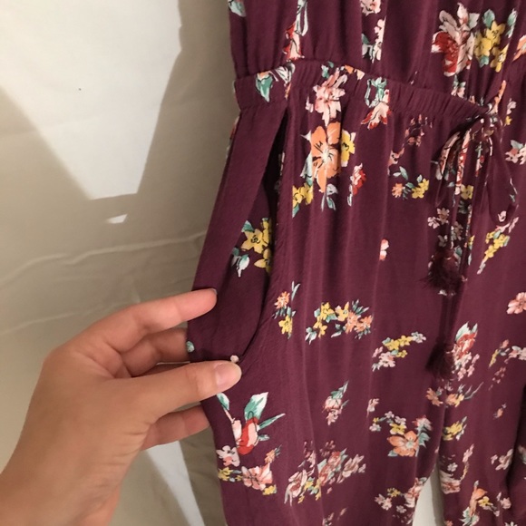 Floral Romper - Picture 4 of 5